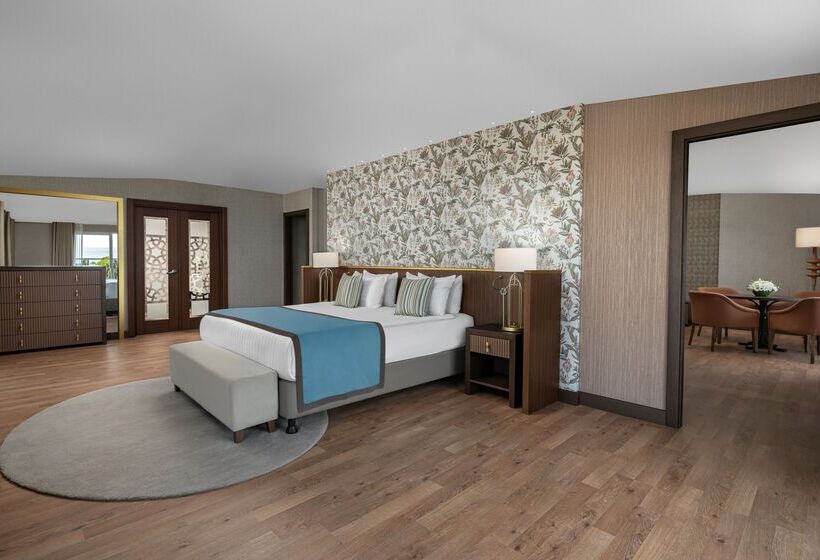 带大床的套房, Papillon Ayscha Resort & Spa