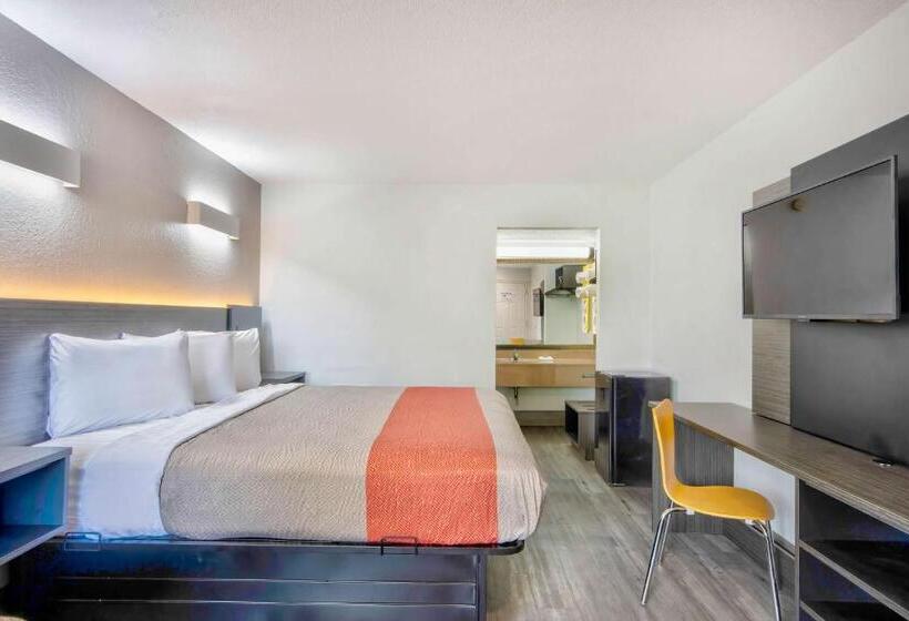 스탠다드 룸 킹사이즈 침대, Motel 6 Lafayette, La