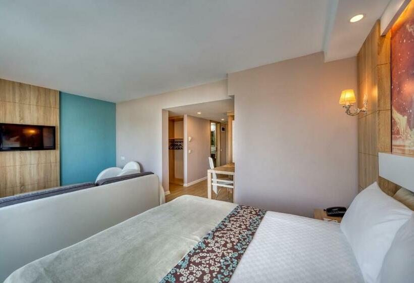سوییت جونیور با چشم‌انداز دریا, Sealife Family Resort