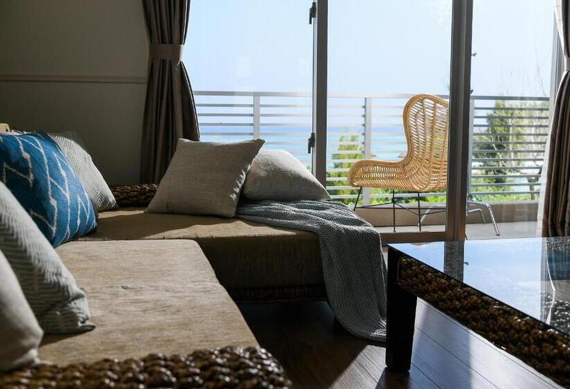 اتاق لوکس با چشم‌انداز دریا, Odysis Onna Resort