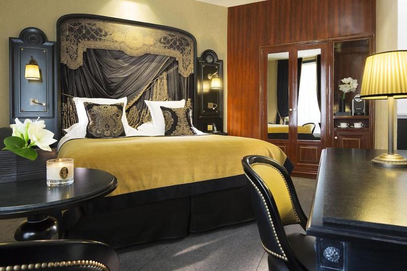 اتاق لوکس, Le Belmont Paris