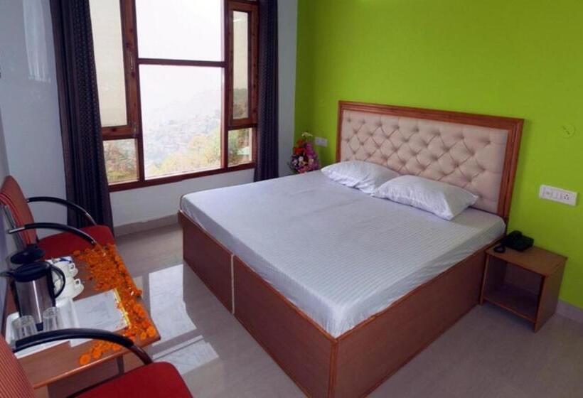 Quarto Deluxe, Goroomgo Sun Shine Regency Shimla
