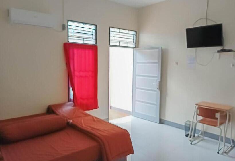 Номер Стандарт Индивидуальный, Homestay Verisha Mitra Reddoorz