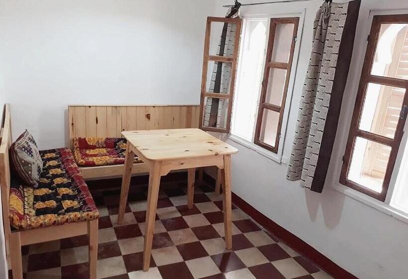 Номер Стандарт Индивидуальный Совместная Ванная, Vallparadis Pension Familiar Firdaus