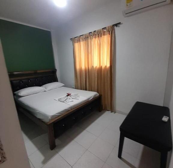 스탠다드 룸, Hostal Baruch