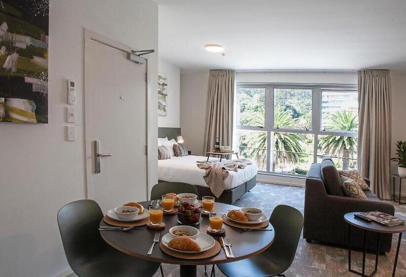 Студия Superior, Sojourn Apartment Hotel   Riddiford