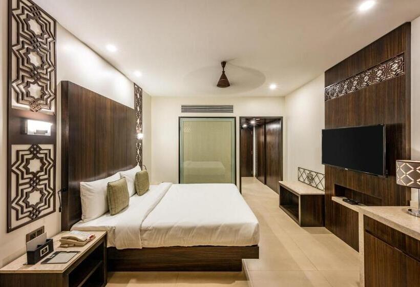 带大床的标准间, Silver Waves Resort & Spa   Daman