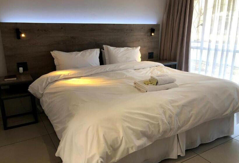 Номер Superior Вид на Сад, Umtali Country Inn