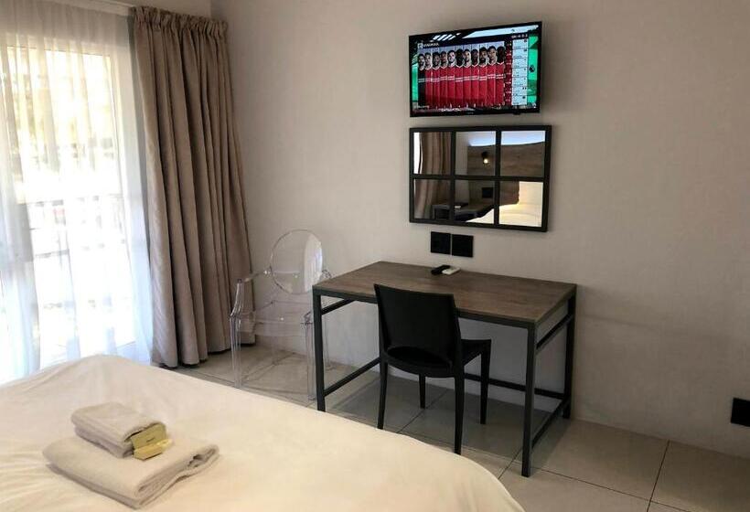 Номер Superior Вид на Сад, Umtali Country Inn