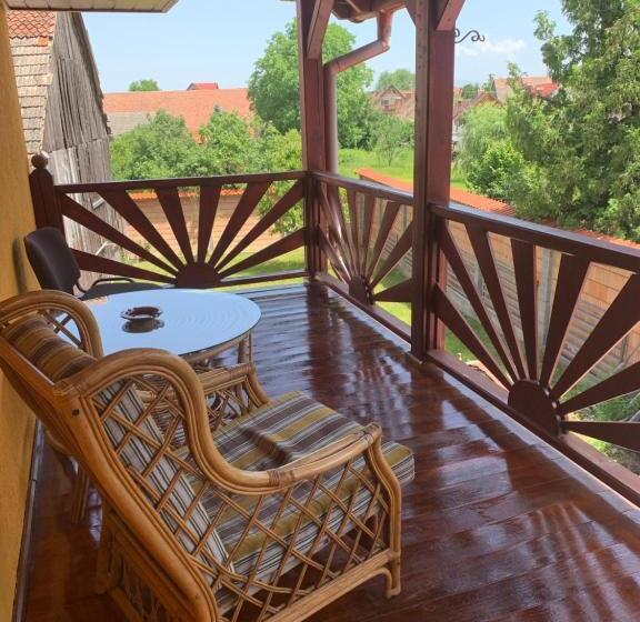 기본룸, Casa Lenke