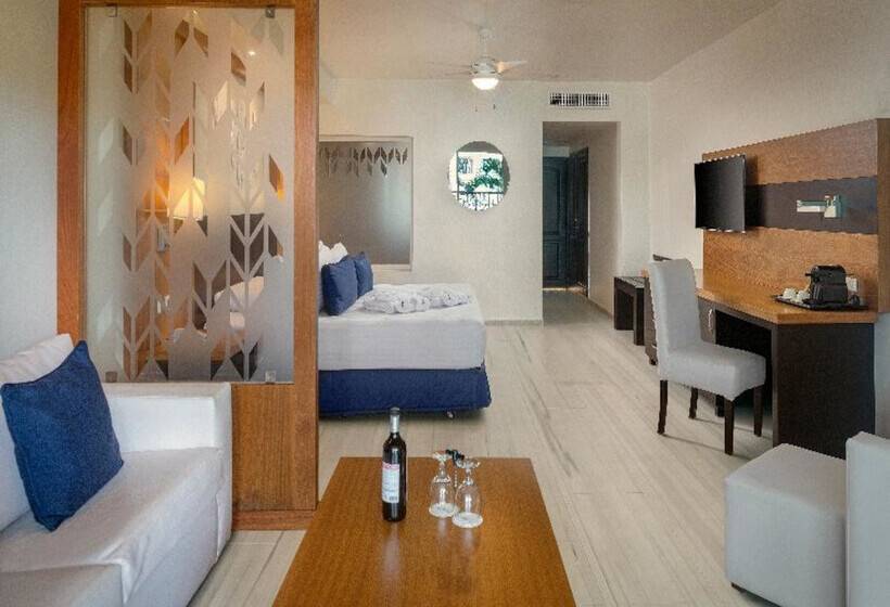 سوییت جونیور سوپریور, Ocean Blue & Sand - All Inclusive
