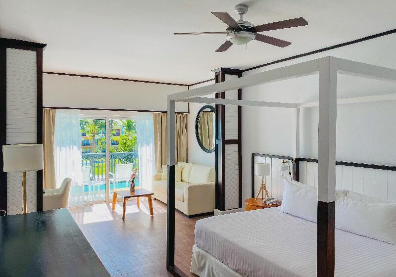 Superior Junior Suite, Ocean Blue & Sand - All Inclusive