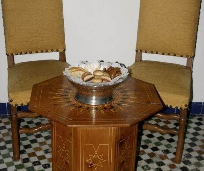标准间, Riad El Ghalia