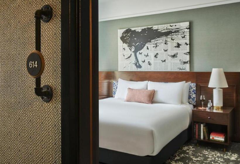 Deluxe Szoba Kind Size Bed, Emblem San Francisco