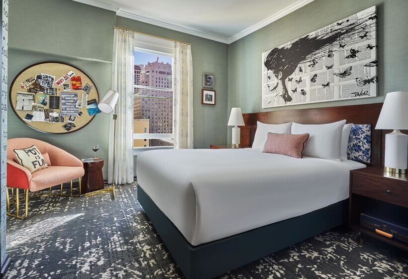 Deluxe Szoba Kind Size Bed, Emblem San Francisco