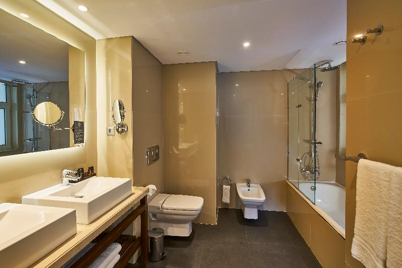 Quarto Familiar, Portobay Marques