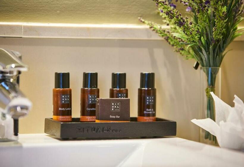 Suite Junior, Portobay Marques