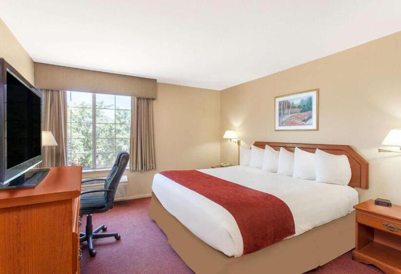Стандартный Номер Кровать Кинг, Ramada By Wyndham Fresno Northwest
