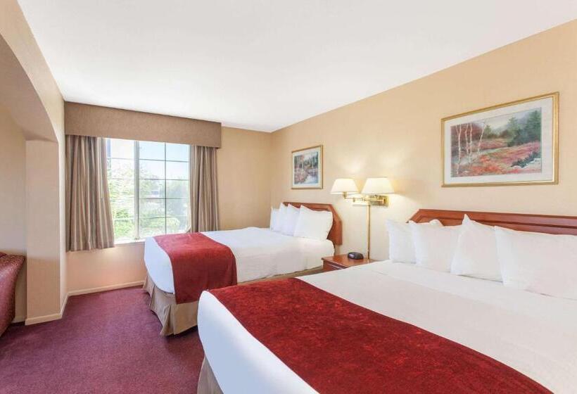 Номер Стандарт Адаптированный для Инвалидов, Ramada By Wyndham Fresno Northwest