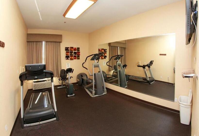 Студия Стандарт, Ramada By Wyndham Fresno Northwest