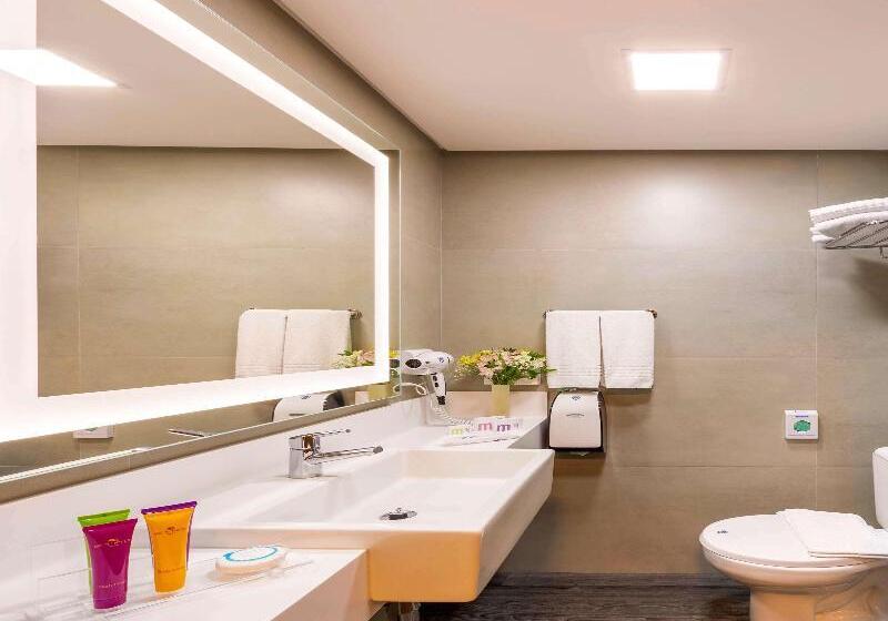 Люкс Deluxe Кровать Кинг, Mercure Florianópolis