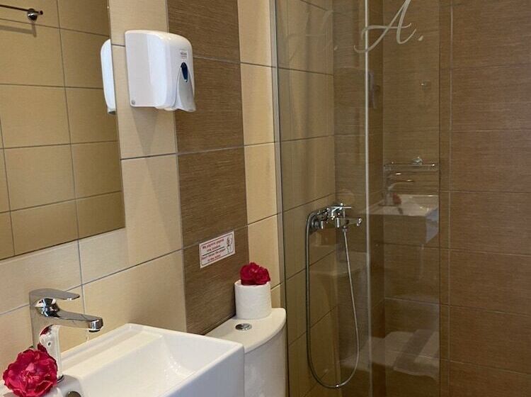 Семейный Номер, Angela Hotel and Apartments
