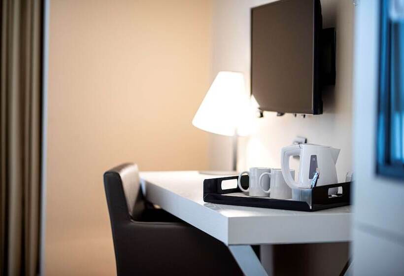 Номер Комфорт, Best Western Hotel Quattrotorri