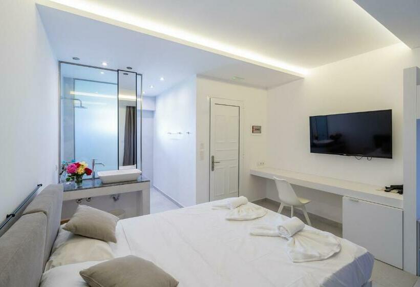 Номер Deluxe Вид на Бассейн, Lardos Bay