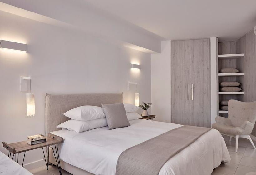 스탠다드 스튜디오, Santo Miramare Beach Resort