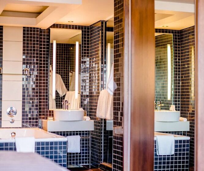 스위트, Southern Sun Rosebank, Johannesburg