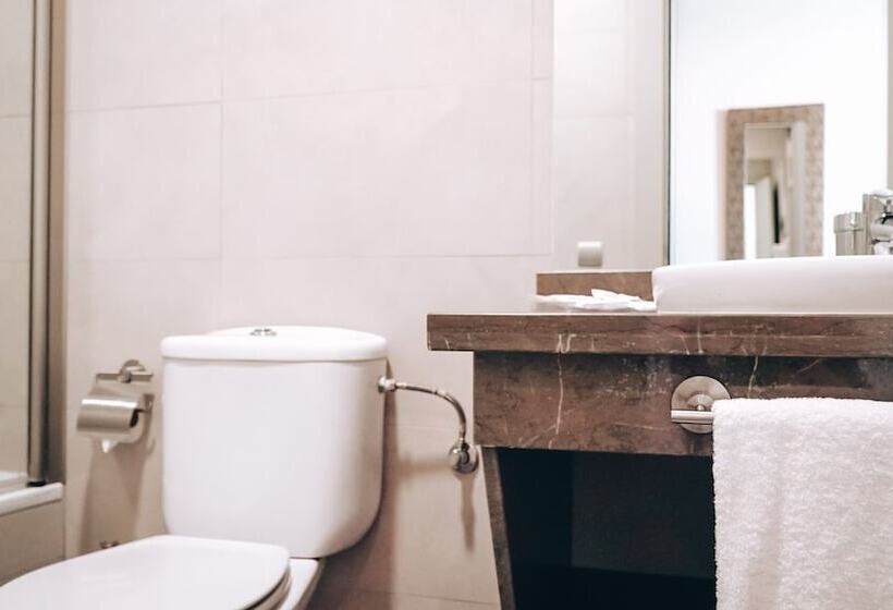 Номер Комфорт, Vertice Sevilla Aljarafe