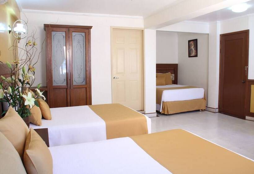 Полулюкс, Villa Las Margaritas Caxa
