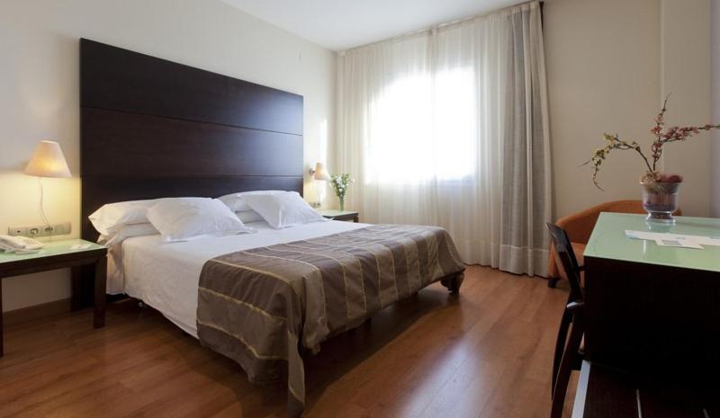 Номер Стандарт, Vertice Sevilla Aljarafe