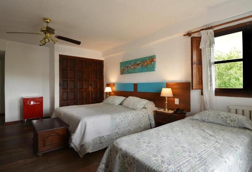 Номер Стандарт Трехместный, Hipocampus Resort & Spa