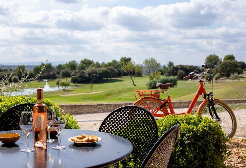 Апартаменты 2 Спальни, Madame Vacances Domaine Du Provence Country Club Service Premium