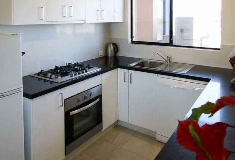 Апартаменты 2 Спальни, Margarets Beach Resort