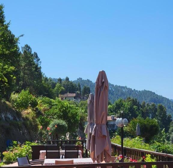 Вилла с 1 спальней и бассейном, Quinta De Gestacos