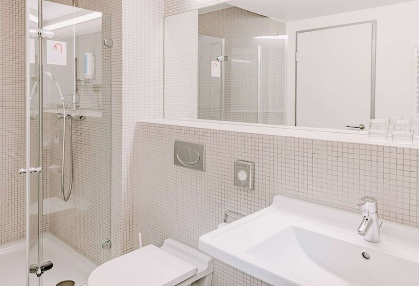 Апартаменты 1 Спальня, Vienna House Easy By Wyndham Stuttgart