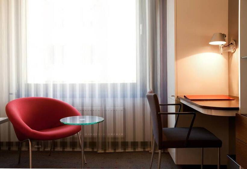 Номер Комфорт Индивидуальный, Vienna House Easy By Wyndham Stuttgart
