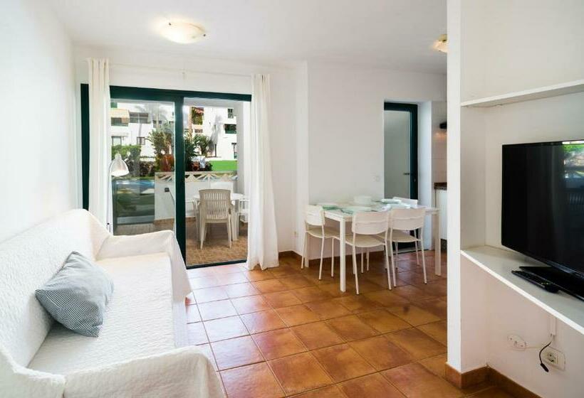 Апартаменты 2 Спальни с Террасой, Apartamentos Los Rosales