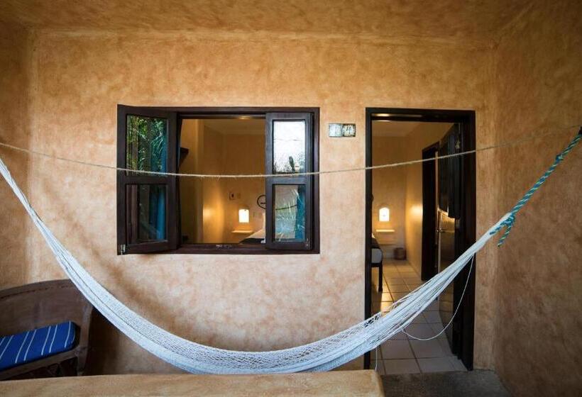 Superior Szoba King Size Bed, Barrio Latino Hotel Drop And Go By Bestoffer Stays