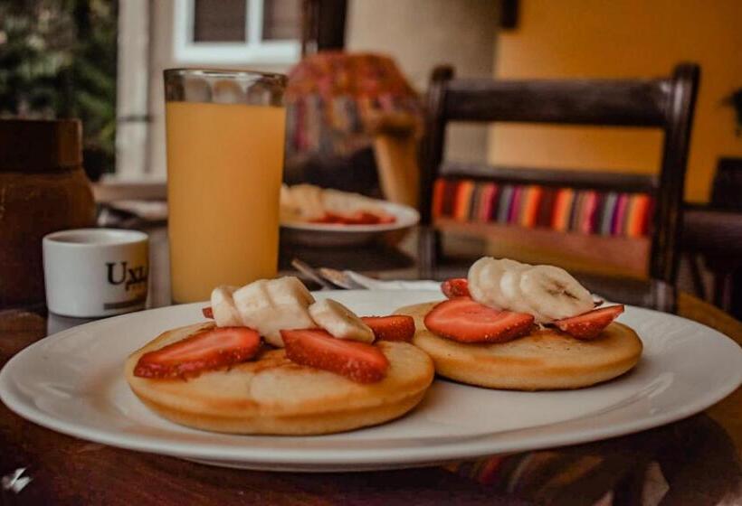 اتاق استاندارد, Eco Suites Uxlabil Guatemala