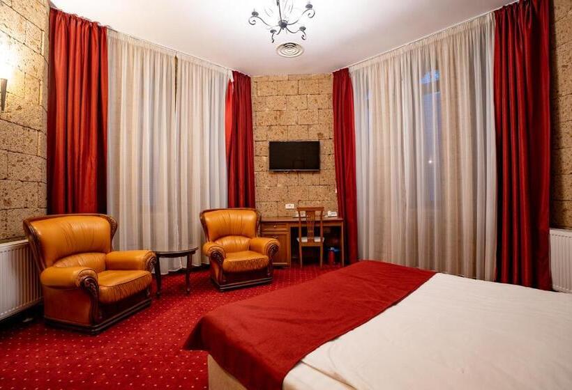 اتاق لوکس, House Of Dracula