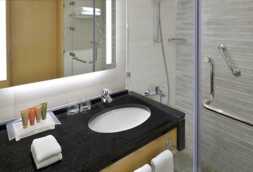 سوییت اجرایی, Mövenpick Hotel Amman
