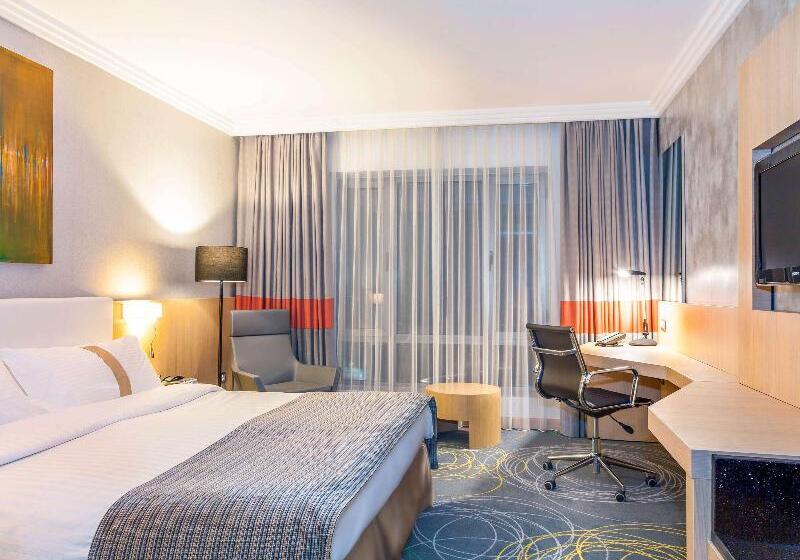 اتاق سوپریور, Mövenpick Hotel Amman
