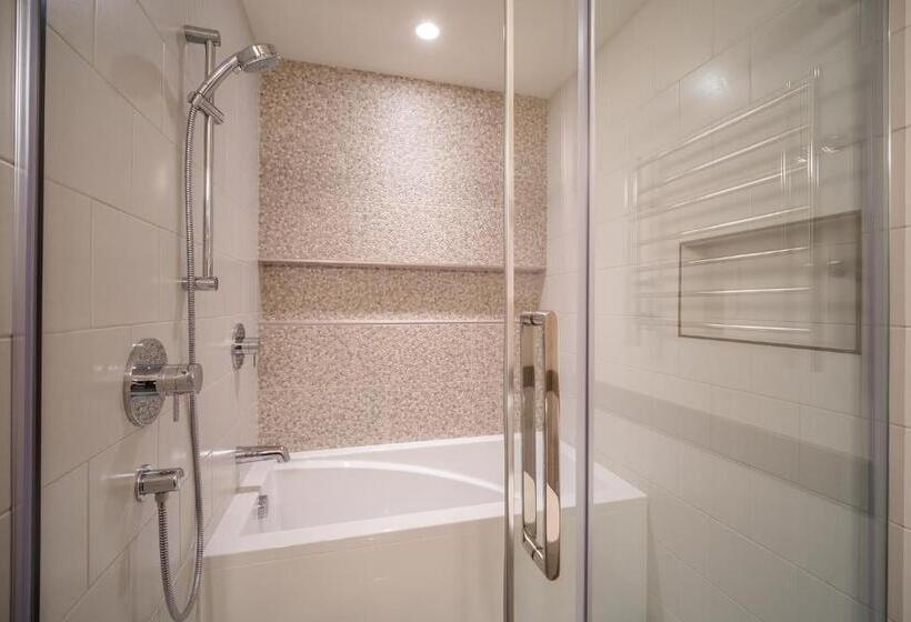 바다 전망 스위트, Tighnamara Seaside Spa Resort