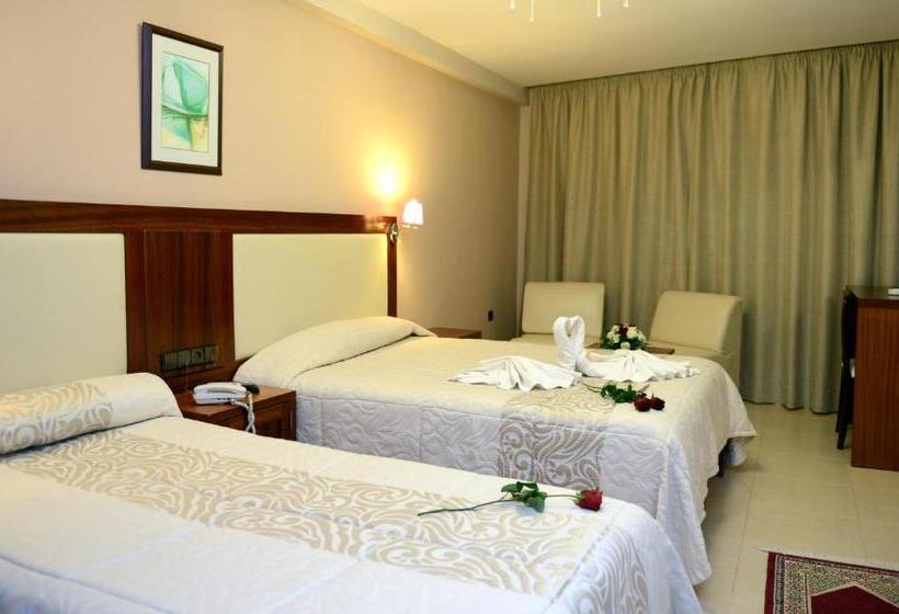 Quarto Estandar, El Yacouta