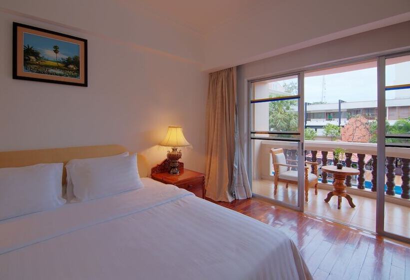 Люкс, Somadevi Angkor Resort & Spa