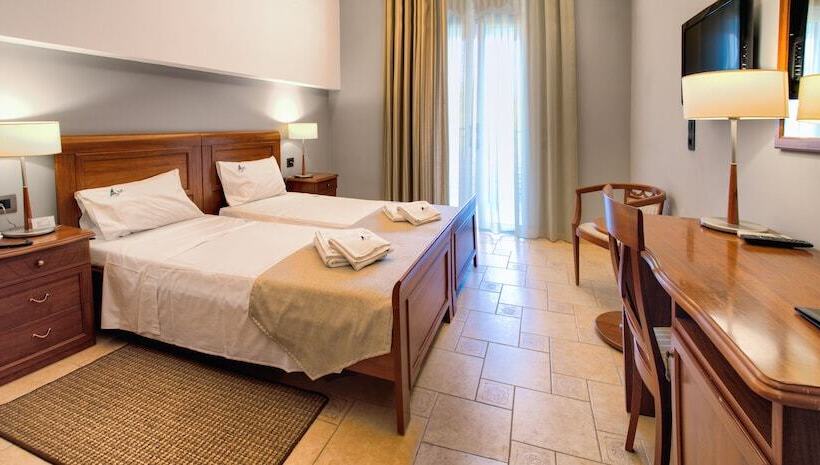 Номер Superior, Mediterranean Beach Resort