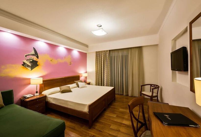 Номер Superior, Mediterranean Beach Resort